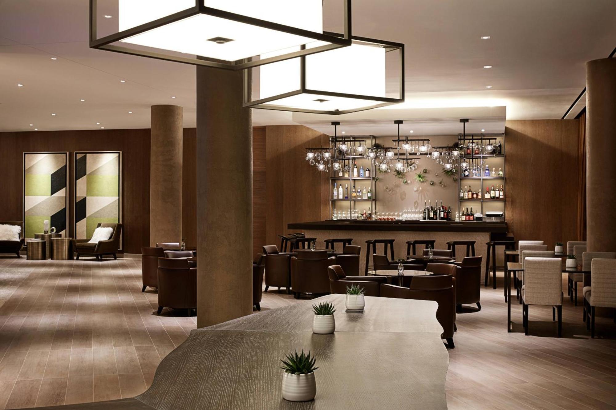 เอซี โฮเต็ล เออร์ไวน์ Hotel ภายนอก รูปภาพ