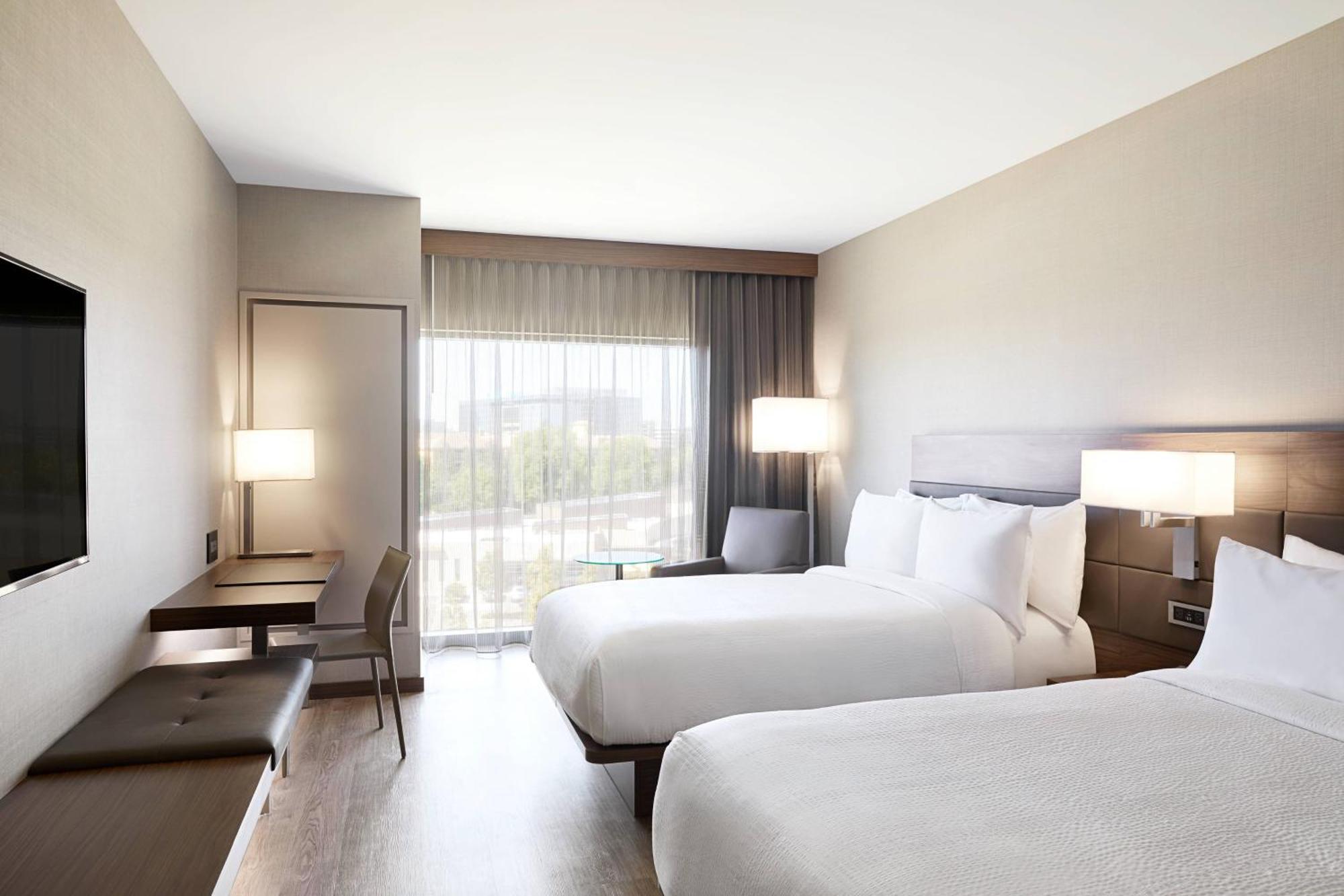 เอซี โฮเต็ล เออร์ไวน์ Hotel ภายนอก รูปภาพ