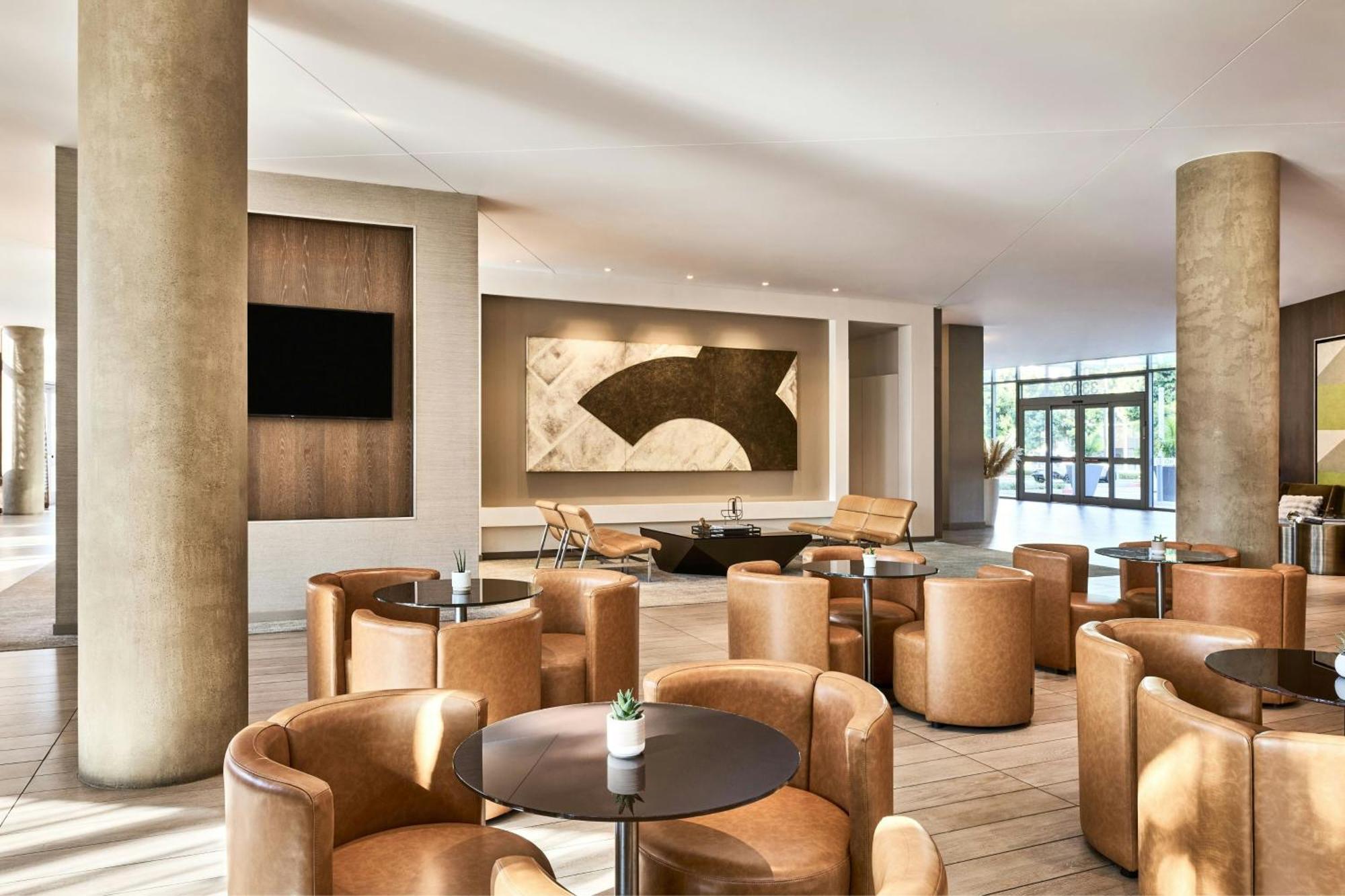 เอซี โฮเต็ล เออร์ไวน์ Hotel ภายนอก รูปภาพ